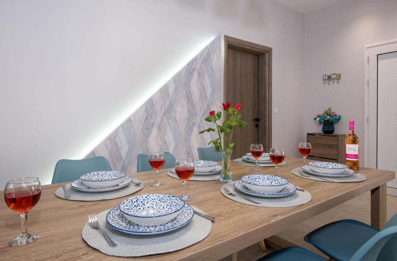Luxury Villa Eva-Mari With Jacuzzi, 50M From The Beach Сталос Экстерьер фото
